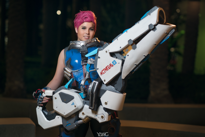 Cosplay by djswagnasty | Photo by Dave Yang